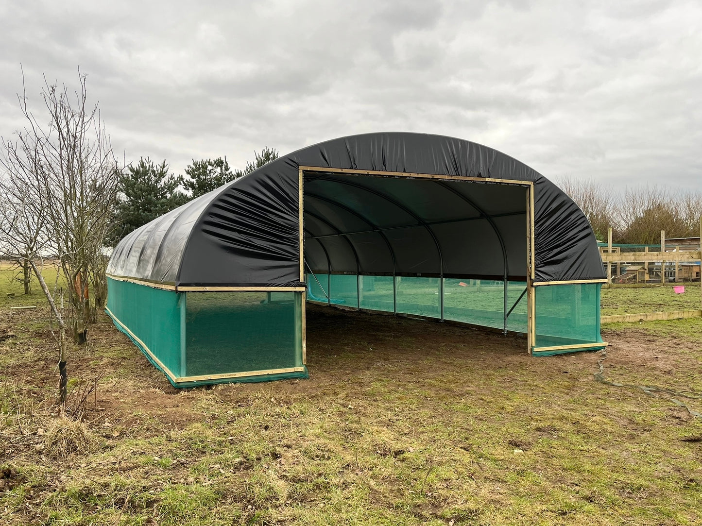18ft (5.49m) Wide | Sheep House