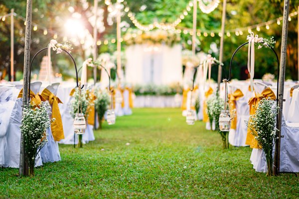 Garden wedding UK